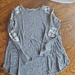 Coco & Main Gray Top with Plaid Details
